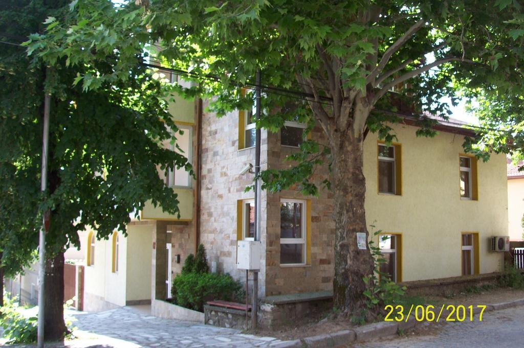 Guest House Gergevana Βέλινγκραντ Εξωτερικό φωτογραφία